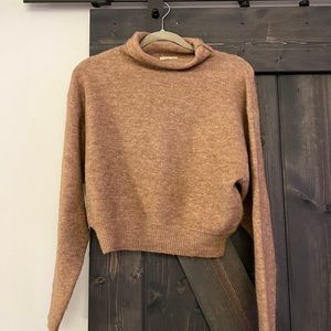Like new Wilfred sweater